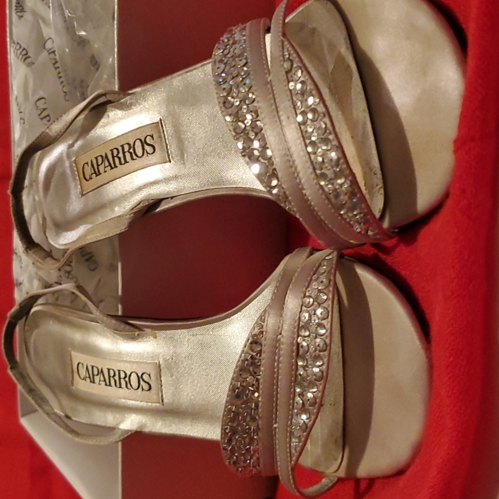 Sandals - Picture 2 of 3